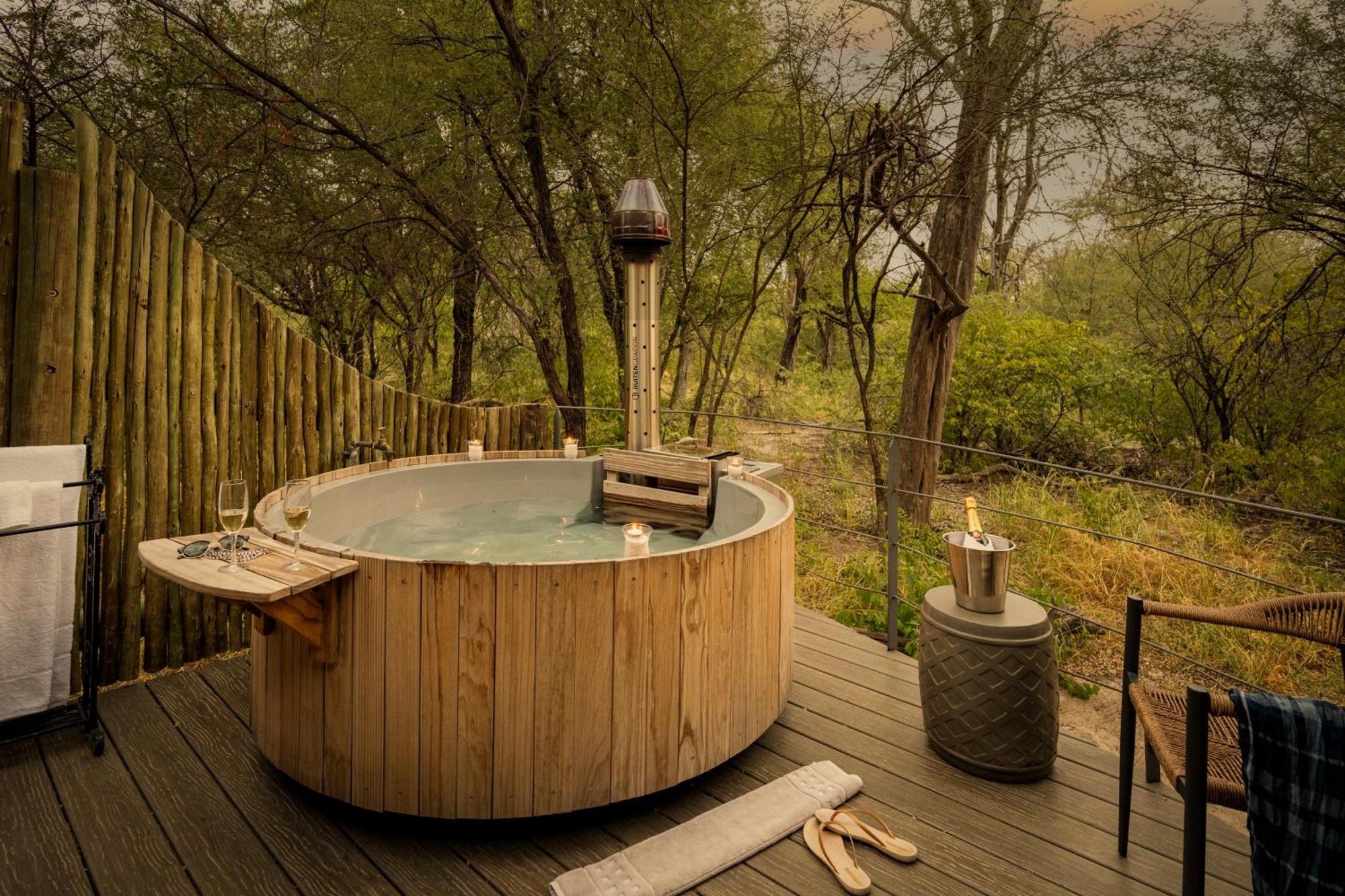 Onguma Forest Camp 나무토니 외부 사진